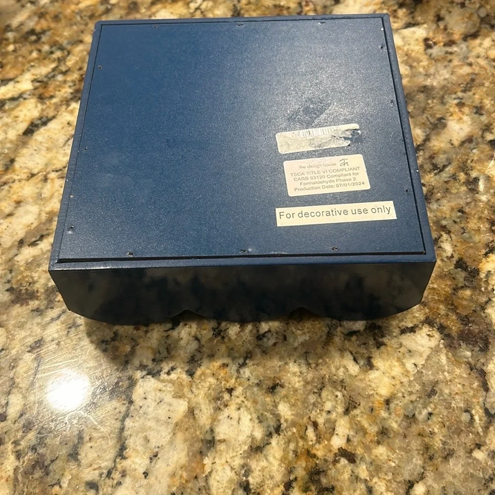N/A elegant blue